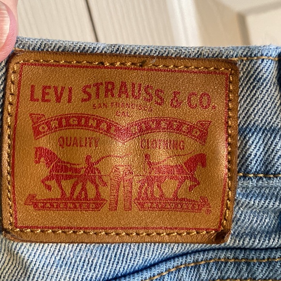 Levi’s Button Fly Straight Leg 5 Pocket Denim Size 32 - Picture 9 of 17